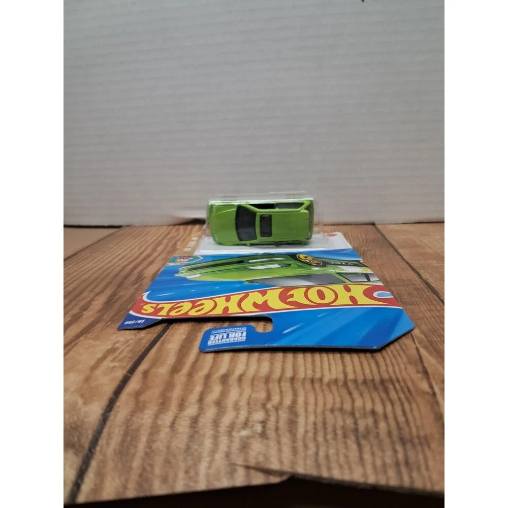 Hot Wheels HW '70s vs. '90s 1990 '90 Honda Civic EF GREEN